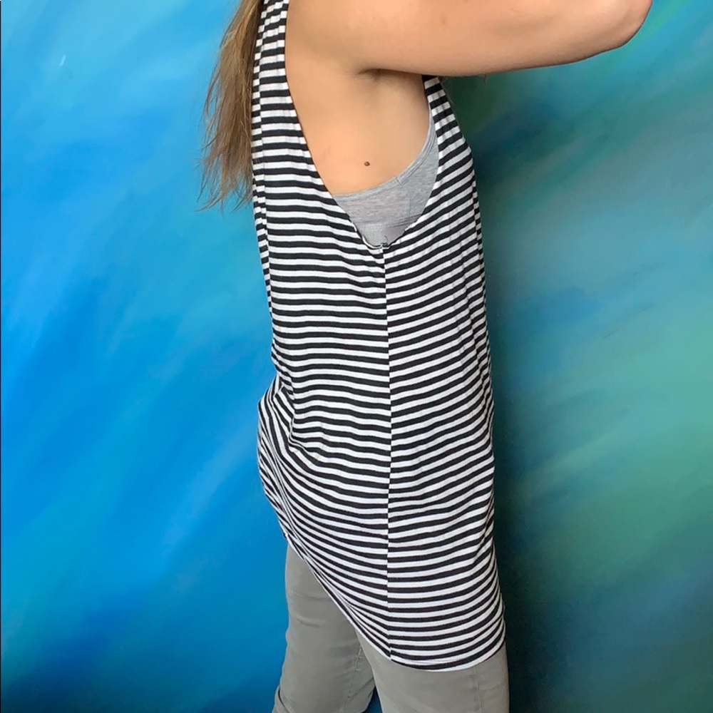 Tunic - Picture 2 of 4